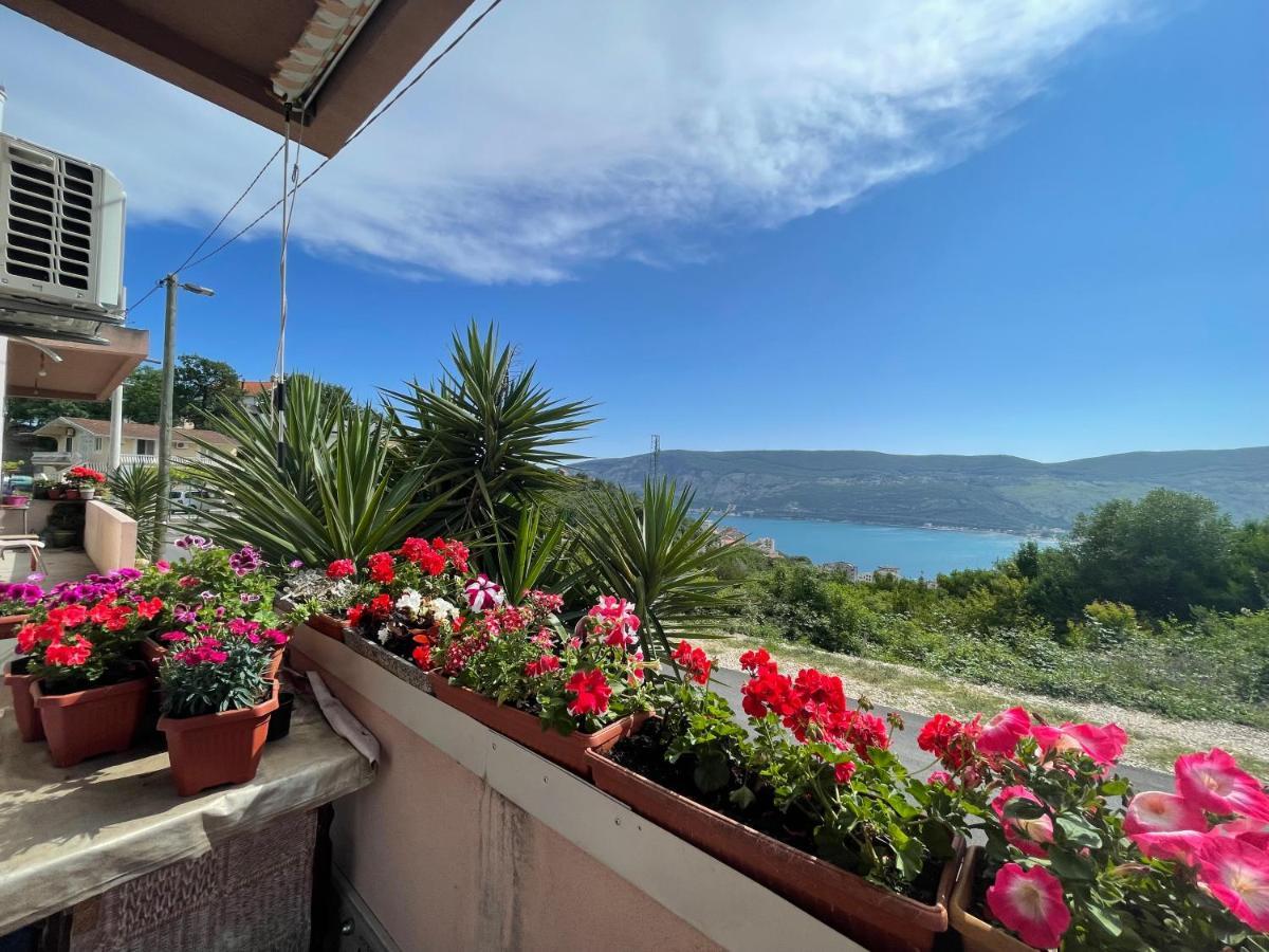 Apartment Jovana Herceg Novi Bagian luar foto